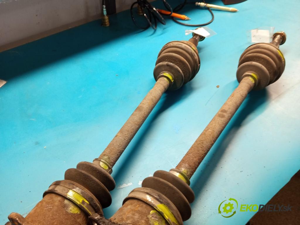 Infiniti FX I 2003-2008 3.5 V6 280KM: automatic 206 kW 3498 cm3 5- poloos zadné ľavé