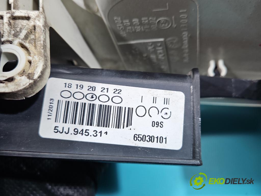 Skoda Rapid 2012-2019 1.6 tdi 90 hp manual 66 kW 1598 cm3 5- světlo zadní levé 5JJ945311 (Klika dveří ostatní)