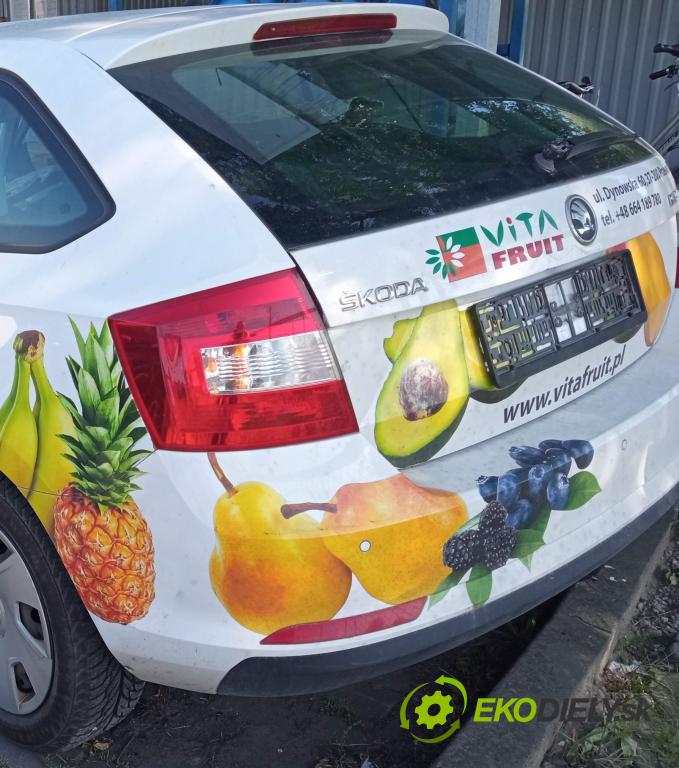 Skoda Rapid 2012-2019 1.6 tdi 90 HP manual 66 kW 1598 cm3 5- nárazník zadné  (Kľučka dverí ostatné)