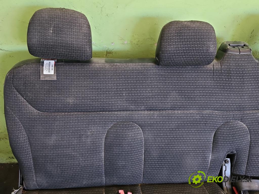 Renault Trafic II 2001-2014 1.9 dci 101 HP manual 74 kW 1870 cm3 5- Sedačka zadné ľavý III