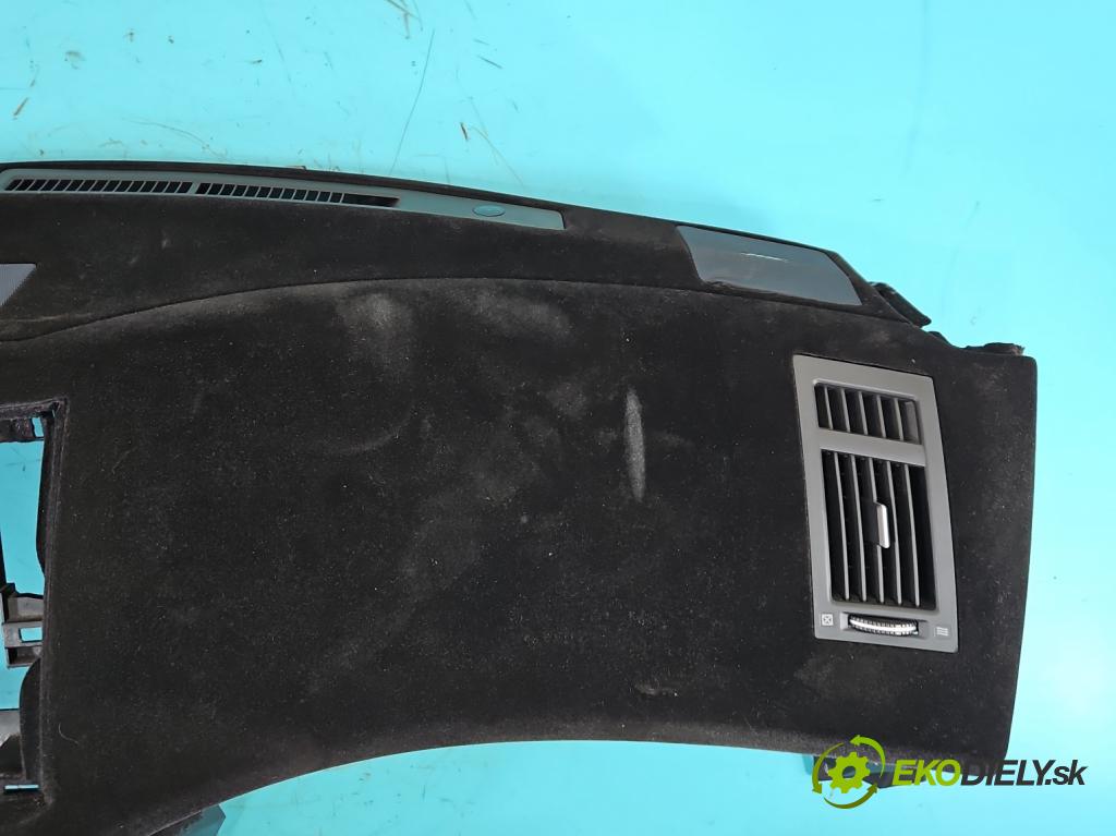 Infiniti FX I 2003-2008 3.5 V6 280KM: automatic 206 kW 3498 cm3 5- kokpit,pristrojová doska rozdeľovacia