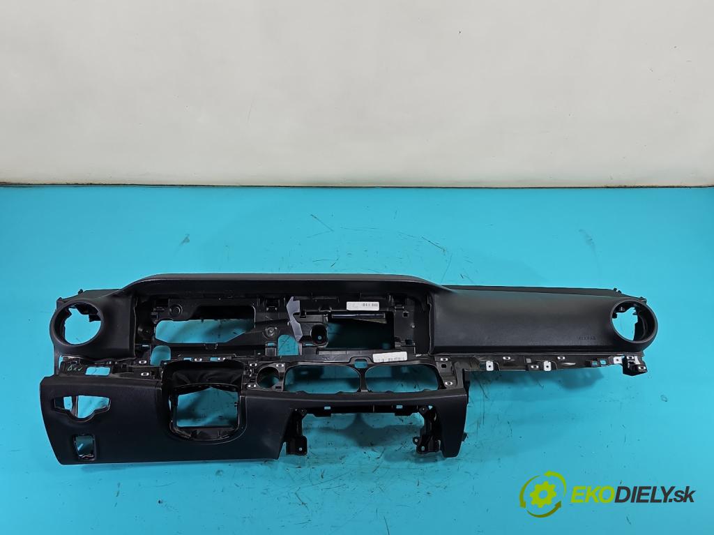 Mercedes E W213 2016-2023 2.0 CDI 194KM: automatic 143 kW 1950 cm3 5- kokpit,pristrojová doska rozdeľovacia 