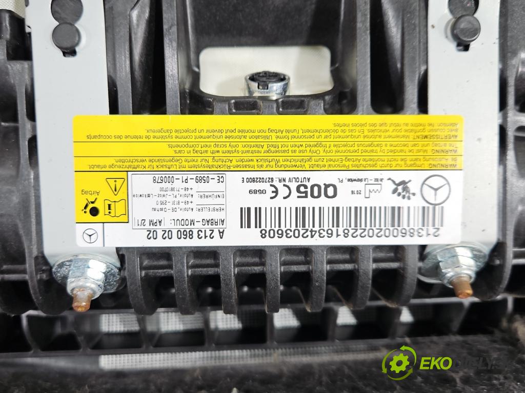 Mercedes E W213 2016-2023 2.0 CDI 194KM: automatic 143 kW 1950 cm3 5- kokpit,pristrojová doska rozdeľovacia