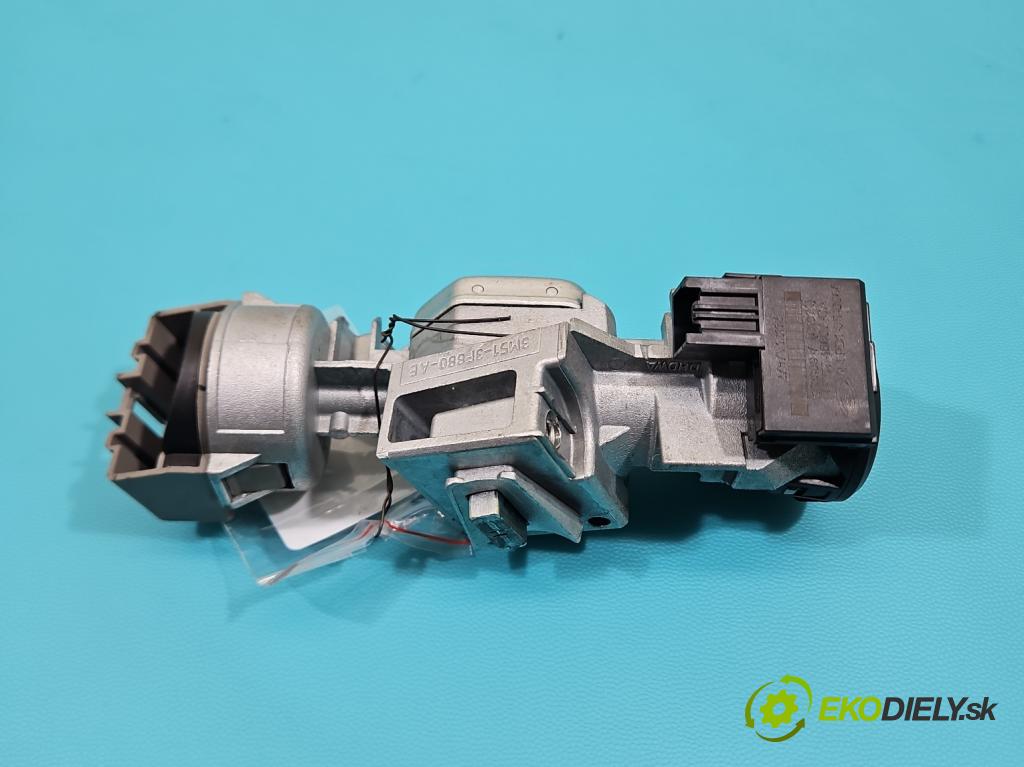 Ford Transit Connect II 2012-2022 1.5 tdci 120 HP manual 88,2 kW 1499 cm3 5- Spínačka 3M51-3F880-AE (Spínacia skrinka)