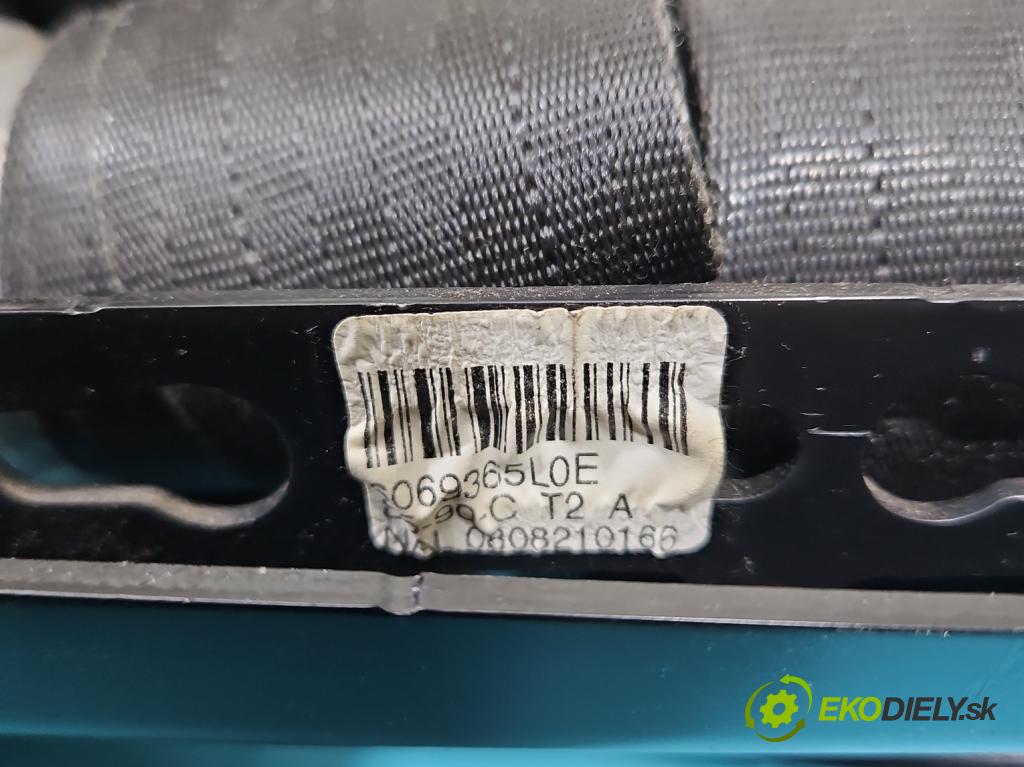 Volvo V70 III 2007-2016 2.0d 136 HP manual 100 kW 1997 cm3 5- pas bezpečnosť: predné ľavý