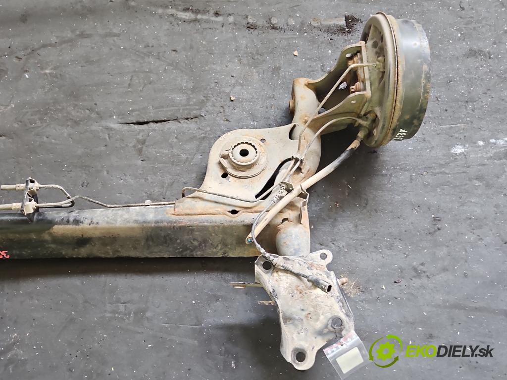 Dacia Duster II 2018-2024 1.6 16V 114 hp manual 84 kW 1598 cm3 5- zadní výztuha  (Zadní výztuha)