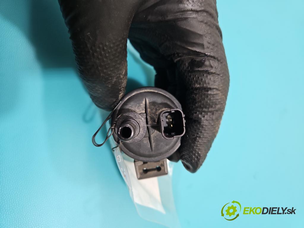 Dacia Duster II 2018-2024 1.6 16V 114 HP manual 84 kW 1598 cm3 5- snímač tlak: palivo 269516045 (Snímač)