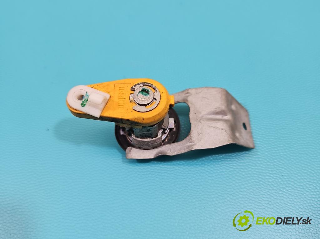 Dacia Duster II 2018-2024 1.6 16V 114 HP manual 84 kW 1598 cm3 5- Spínačka (Spínacia skrinka)