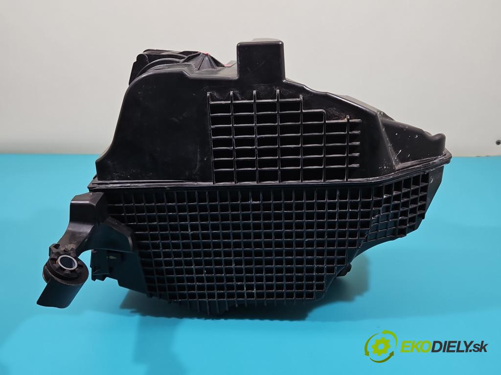 Dacia Duster II 2018-2024 1.6 16V 114 HP manual 84 kW 1598 cm3 5- obal filtra vzduchu 165009775R-B (Obal vzduchového filtra)