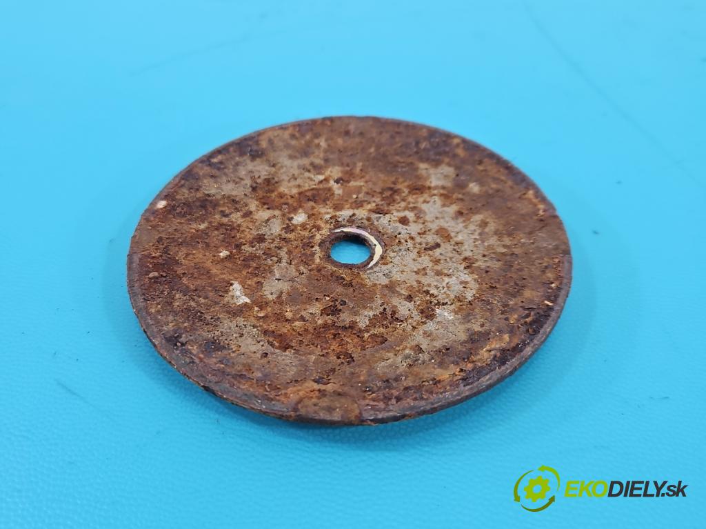 Dacia Duster II 2018-2024 1.6 16V 114 HP manual 84 kW 1598 cm3 5- Upevnenie: