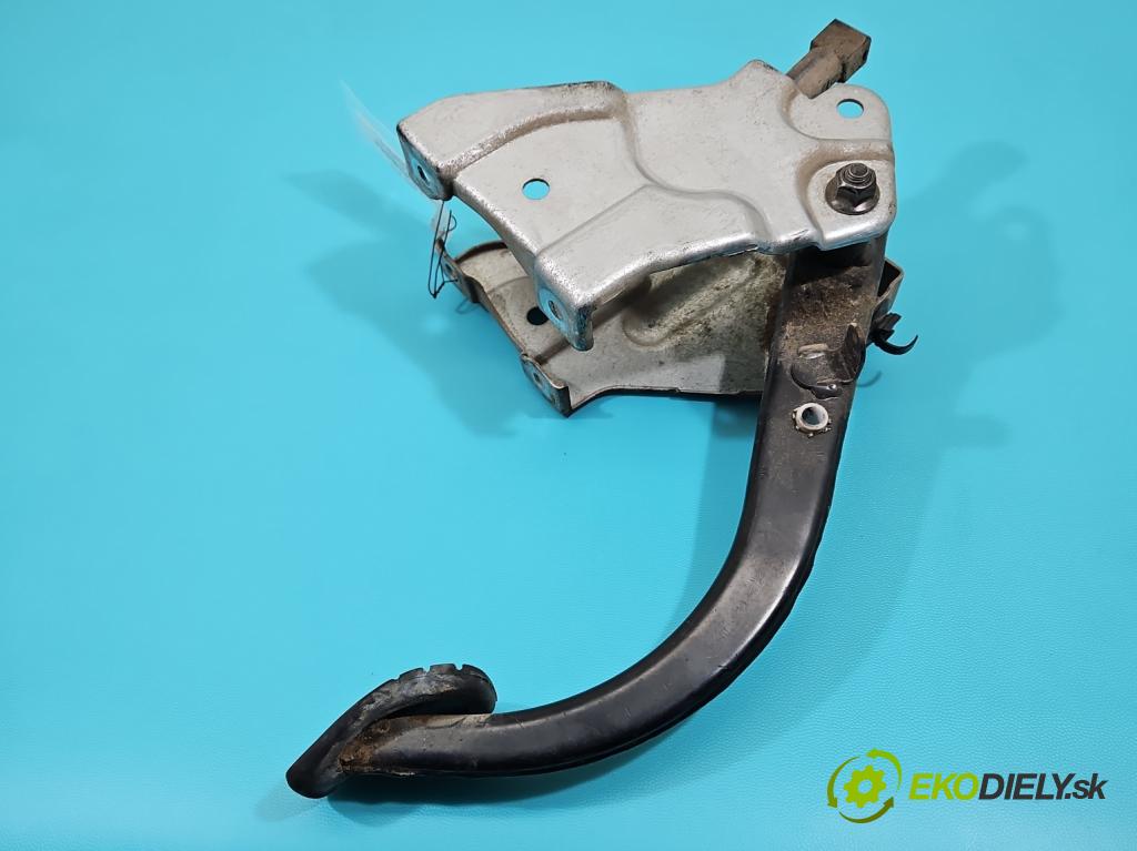 Renault Trafic II 2001-2014 1.9 dci 101 hp manual 74 kW 1870 cm3 5- pedály