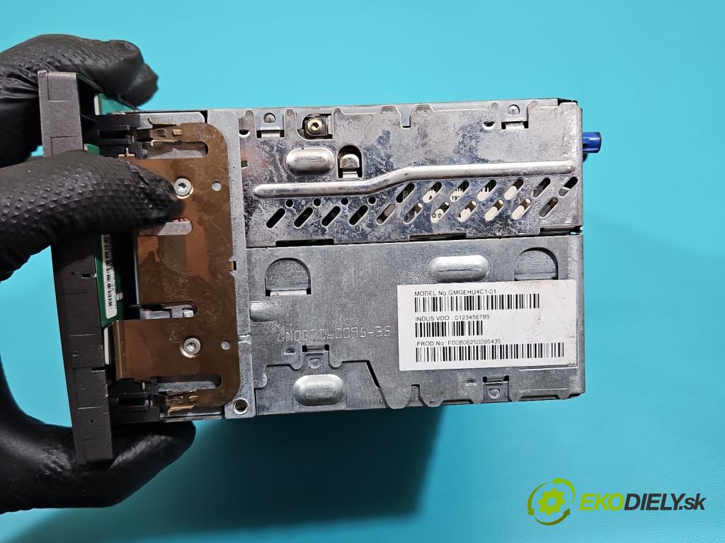 Opel Zafira B 2005-2014 1.9 cdti 120 HP manual 88 kW 1910 cm3 5- Radio originál 13188465