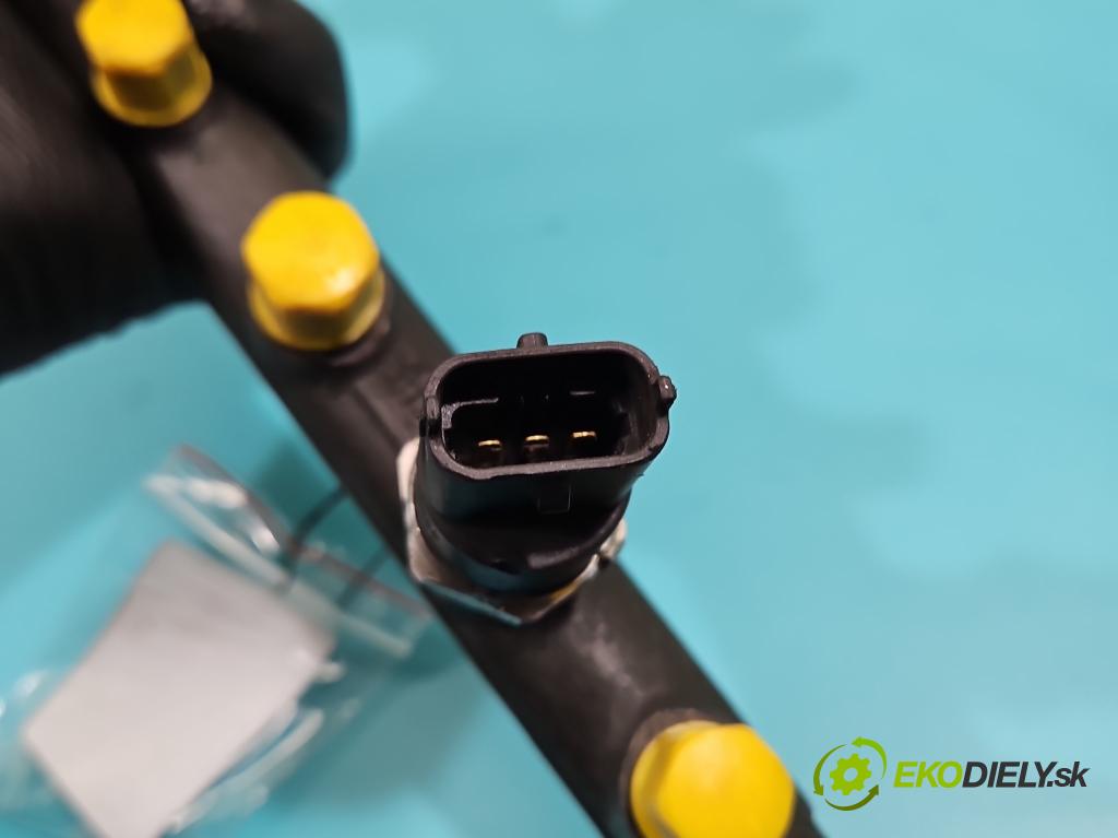 Renault Trafic II 2001-2014 1.9 dci 101 HP manual 74 kW 1870 cm3 5- lišta vstrekovacia 0445214024 (Vstrekovacia lišta)