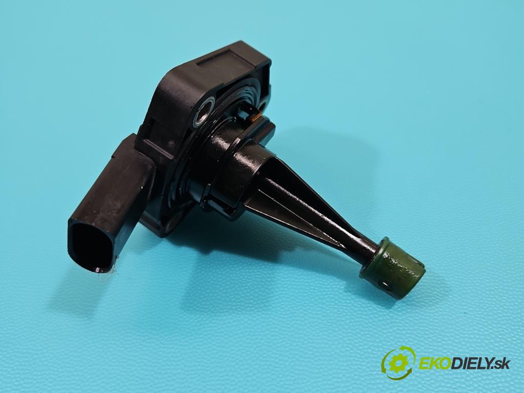 Skoda Fabia III 2014- 2021 1.2 TSI 90 HP manual 66 kW 1197 cm3 5- snímač úroveň: oleja: 04E907660D (Snímač)