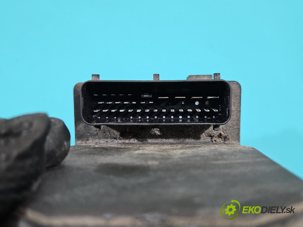 Opel Zafira A 1999-2005 1.8 16V 125 HP manual 92 kW 1796 cm3 5- čerpadlo abs 0265220636 (Pumpa ABS)