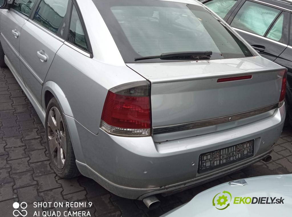 Opel Vectra C 2002-2008 3.2 V6 211KM automatic 155 kW 3175 cm3 5- nárazník zadné  (Kľučka dverí ostatné)