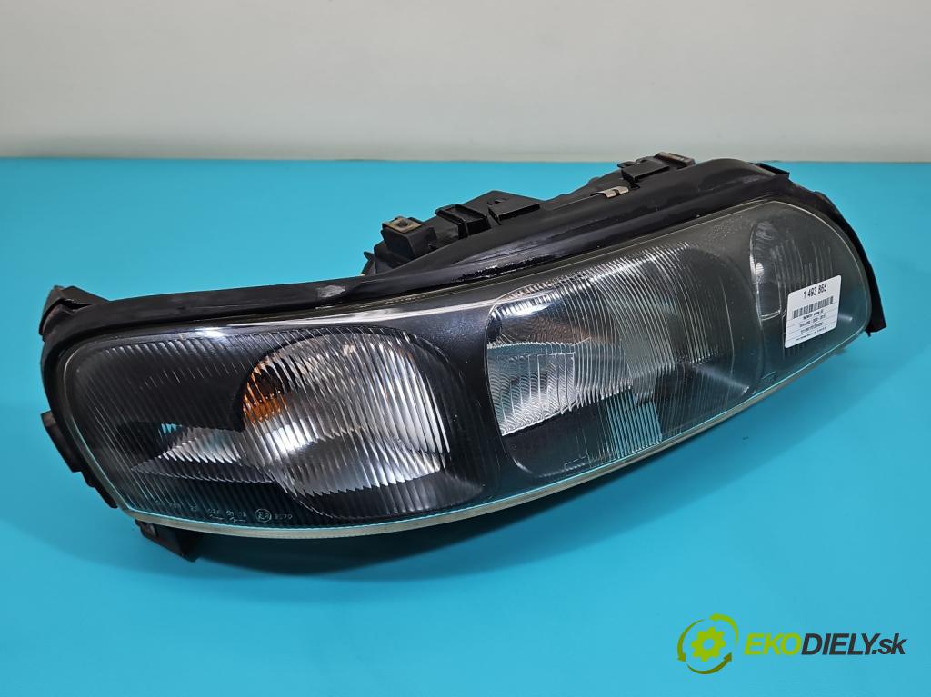 Volvo S60 I 2000-2010 2.4 20V 170 HP manual 125 kW 2435 cm3 4- Reflektor: pravý 89005621 (Svetlo predné pravé)