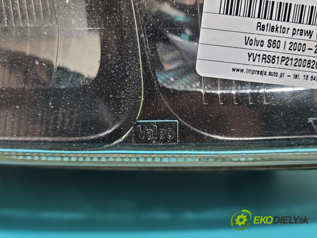 Volvo S60 I 2000-2010 2.4 20V 170 HP manual 125 kW 2435 cm3 4- Reflektor: pravý 89005621 (Svetlo predné pravé)