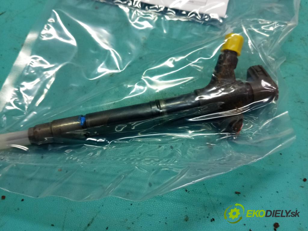 Toyota Avensis III T27 2009-2018 2.0 D4D 126 hp manual 93 kW 1998 cm3 5- vstřikovač 23670-0R100 (Vstřikovač paliva)