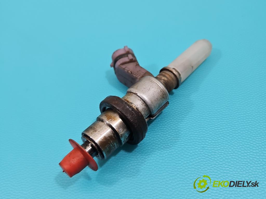 Toyota Avensis III T27 2009-2018 2.0 D4D 126 HP manual 93 kW 1998 cm3 5- vstrek 23710-26012 (Vstrekovač paliva)