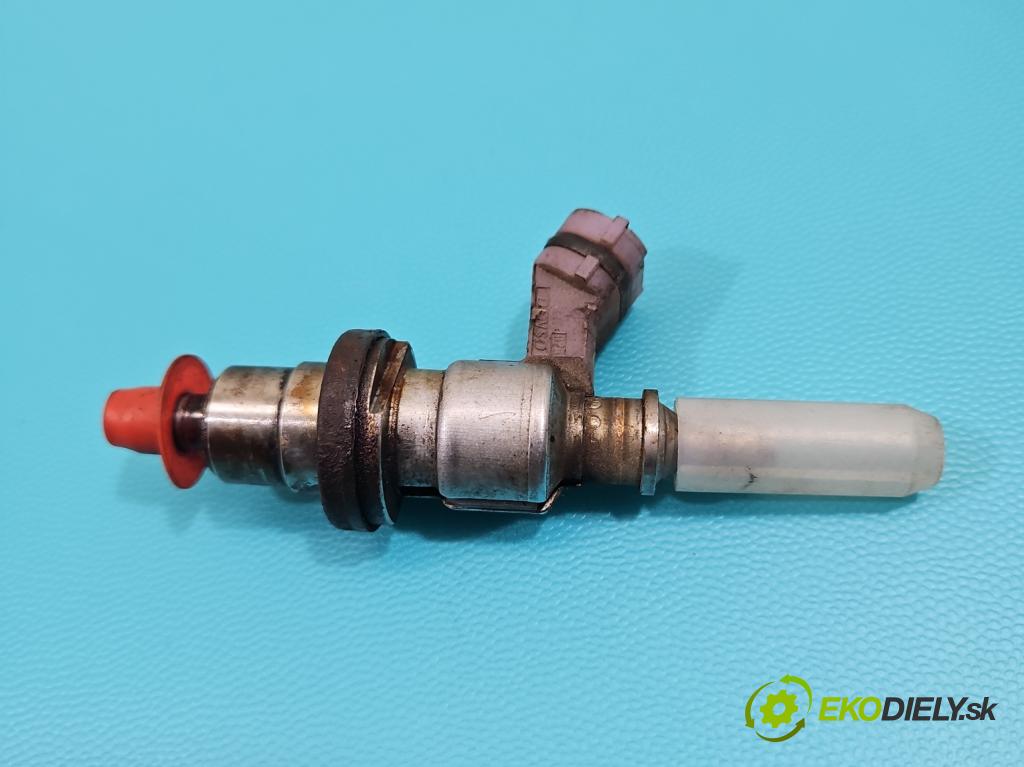 Toyota Avensis III T27 2009-2018 2.0 D4D 126 HP manual 93 kW 1998 cm3 5- vstrek 23710-26012 (Vstrekovač paliva)