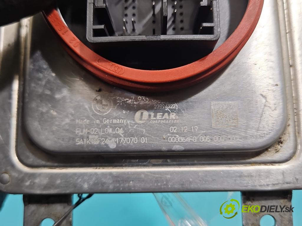 Bmw 3 G20 2018- 2.0 T 184hp automatic 135 kW 1998 cm3 4- střídač: xenon 7933357 (Riadiaca jednotka xenónu)