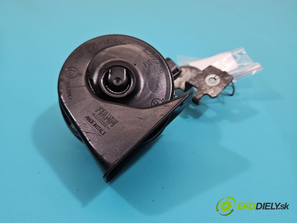 Bmw 3 G20 2018- 2.0 T 184 hp automatic 135 kW 1998 cm3 4- Klakson: 002408/2012