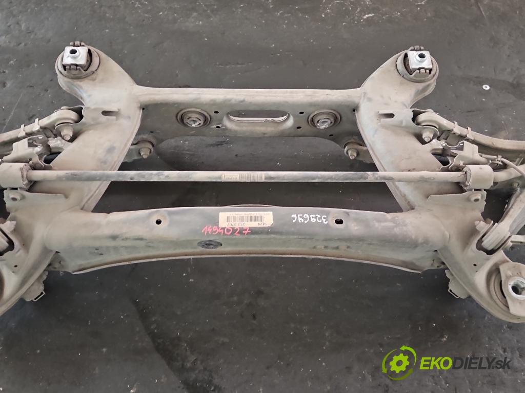 Mercedes E W213 2016-2023 2.0 CDI 194KM automatic 143 kW 1950 cm3 5- zadní výztuha 2133509707 (Zadní výztuha)