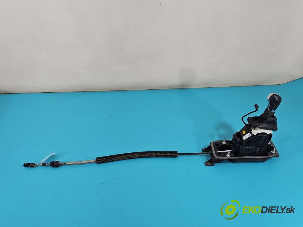 Vw Passat B7 2010-2014 2.0 tdi 140 HP automatic 103 kW 1968 cm3 5- Páka: Změny: stupeň,rýchlosť 3AB713023A (Rýchlostná páka (kulisa))