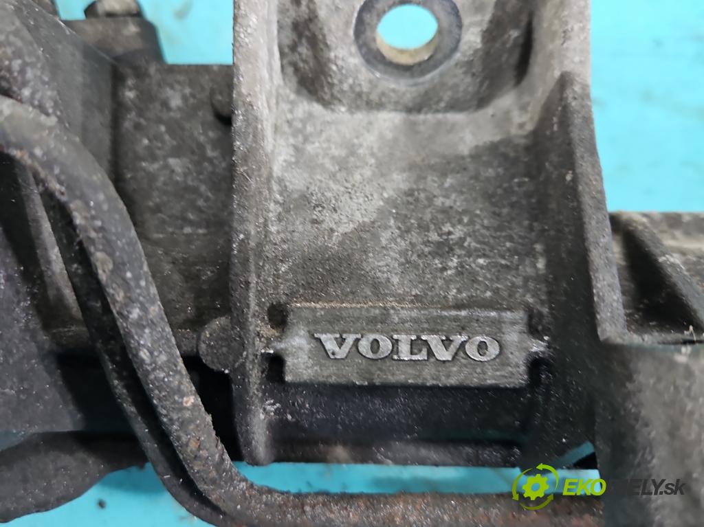 Volvo S60 I 2000-2010 2.4 20V 170 hp manual 125 kW 2435 cm3 4- řízení volant P8638614