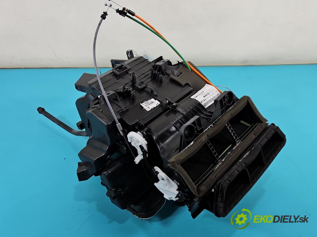 Dacia Duster II 2018-2024 1.6 16V 114 HP manual 84 kW 1598 cm3 5- radiator 1510483 (Radiátor kúrenia)