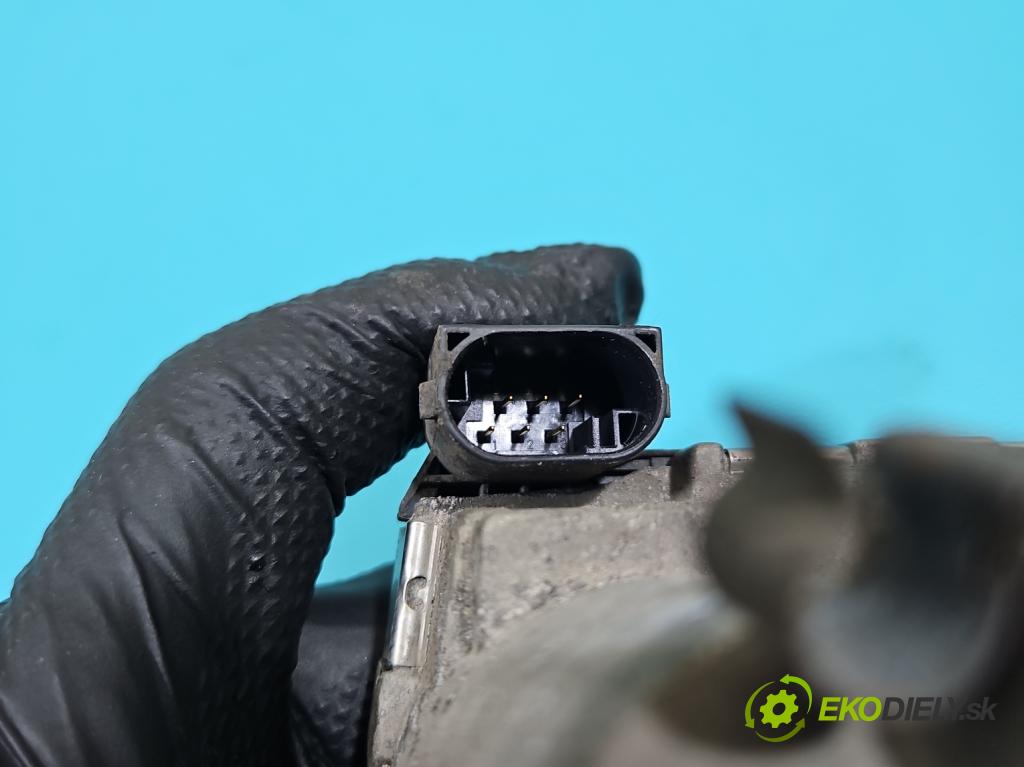 Porsche Cayenne I 2002-2010 3.2 V6 250 HP automatic 184 kW 3189 cm3 5- klapka 022133062AF (Škrtiaca klapka)