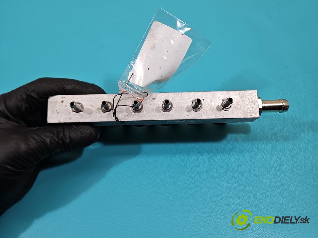 Porsche Cayenne I 2002-2010 3.2 V6 250 hp automatic 184 kW 3189 cm3 5- vstřikovač LPG 110R-000041