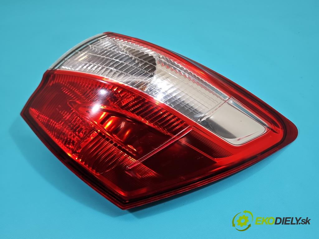Nissan Qashqai I J10 2006-2013 1.5 dci 106 hp manual 78 kW 1461 cm3 5- světlo zadní pravé 89503220R (Klika dveří ostatní)