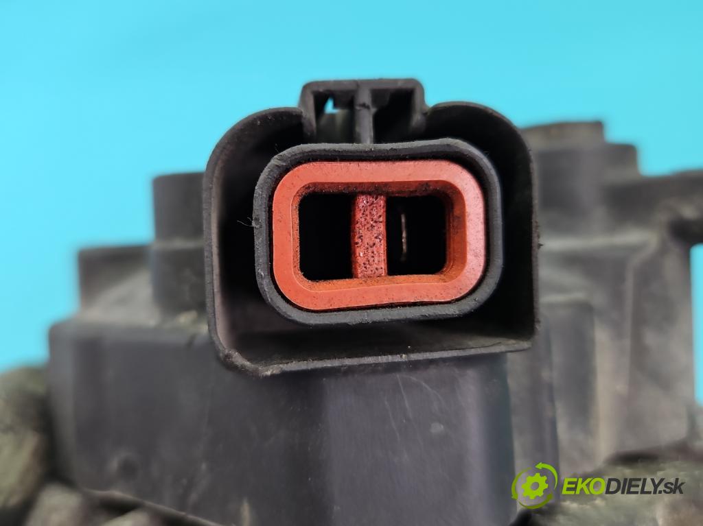 Kia Venga 1.4 crdi 75 HP manual 55 kW 1396 cm3 5- Alternator 37300-2A500 (Alternátor)