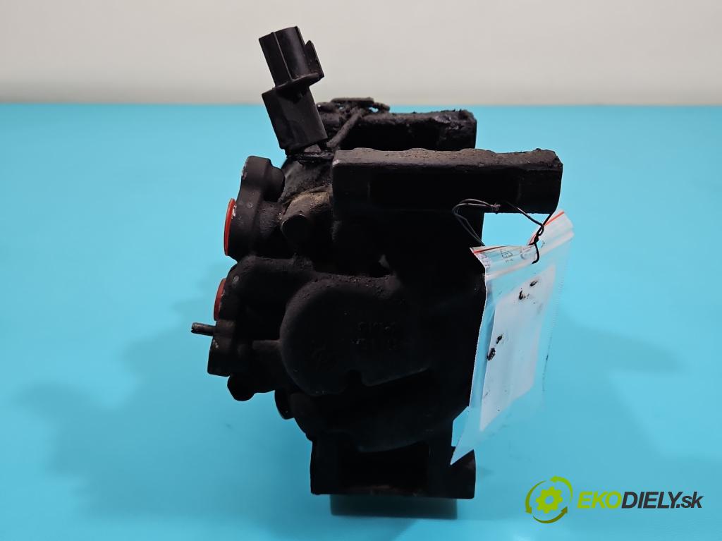 Kia Venga 1.4 crdi 75 HP manual 55 kW 1396 cm3 5- Kompresor: klimatizácie F500-YN9CA01 (Kompresor klimatizácie)