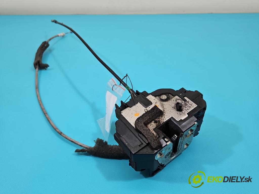 Nissan Qashqai I J10 2006-2013 1.5 dci 106 hp manual 78 kW 1461 cm3 5- zámek zadní levý 