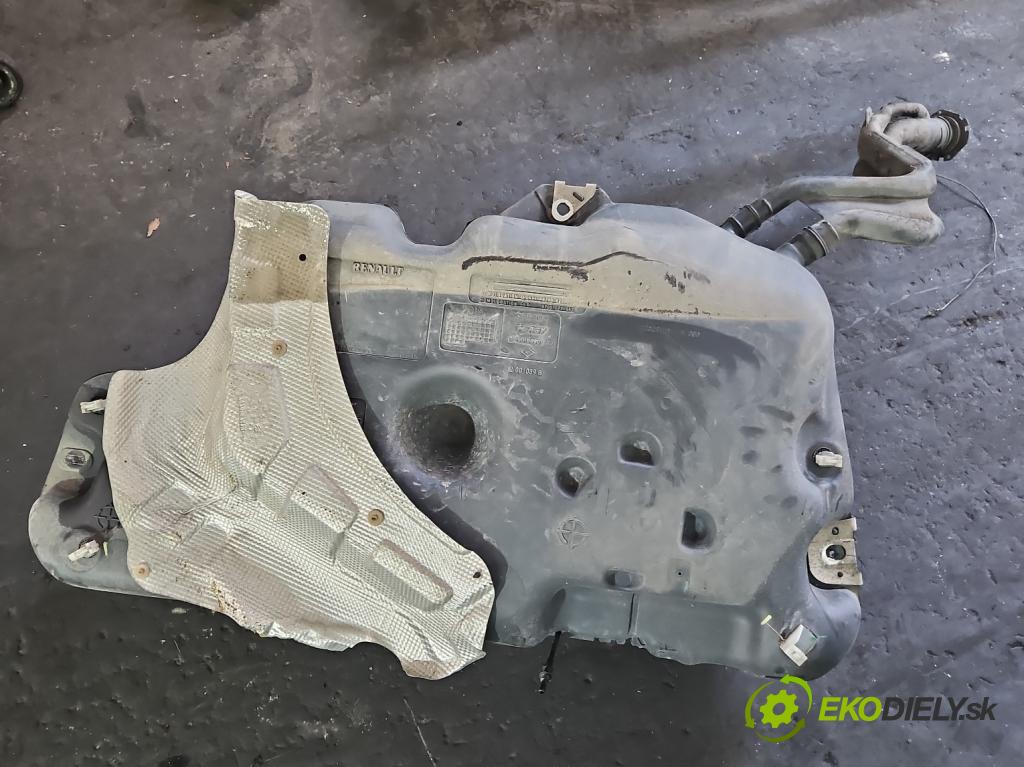 Dacia Duster II 2018-2024 1.6 16V 114 hp manual 84 kW 1598 cm3 5- Nádrž: paliva 172023111R (Palivová nádrž)