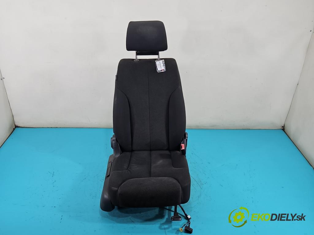 Vw Passat B6 2005-2010 2.0 FSI 150 HP manual 110 kW 1984 cm3 5- Sedačka pravý  (Sedadlo)