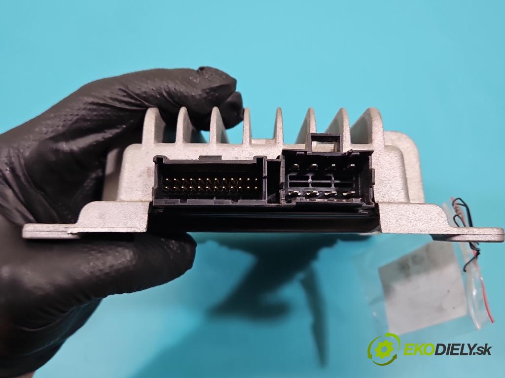 Nissan Qashqai I J10 2006-2013 1.5 dci 106 HP manual 78 kW 1461 cm3 5- Zesilovač: 28060-EY10A (Zosilňovač)