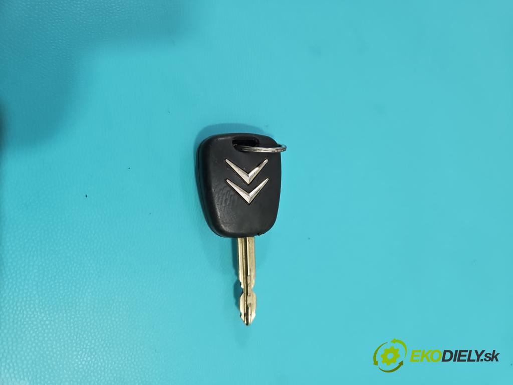 Citroen Xsara Picasso 1,8.0 16V 116 HP manual 85 kW 1749 cm3 5- Spínačka  (Spínacia skrinka)
