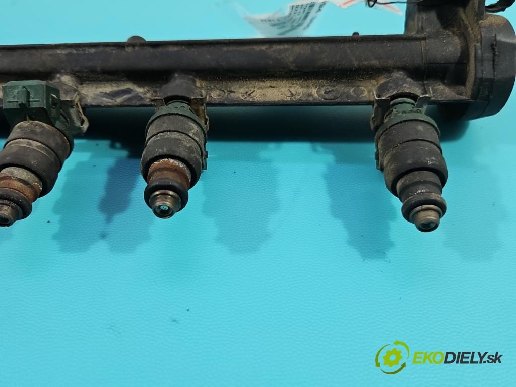 Vw Golf IV 1997-2003 1.6 SR 101 HP manual 74 kW 1595 cm3 5- vstrek 06A133317A (Vstrekovač paliva)