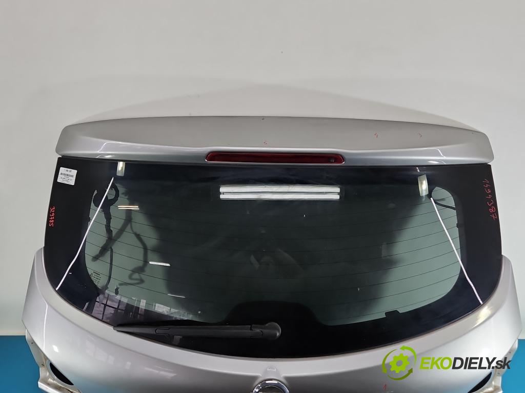Nissan Qashqai I J10 2006-2013 1.5 dci 106 HP manual 78 kW 1461 cm3 5- zadna kufor  (Kapota zadná (kufor))