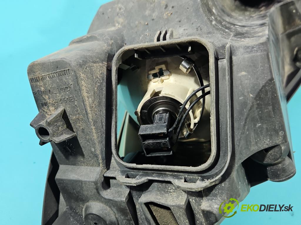 Mitsubishi Colt Z30 VI 2004-2012 1.5 did 68 HP manual 50 kW 1493 cm3 3- Reflektor: pravý 0301208202 (Svetlo predné pravé)