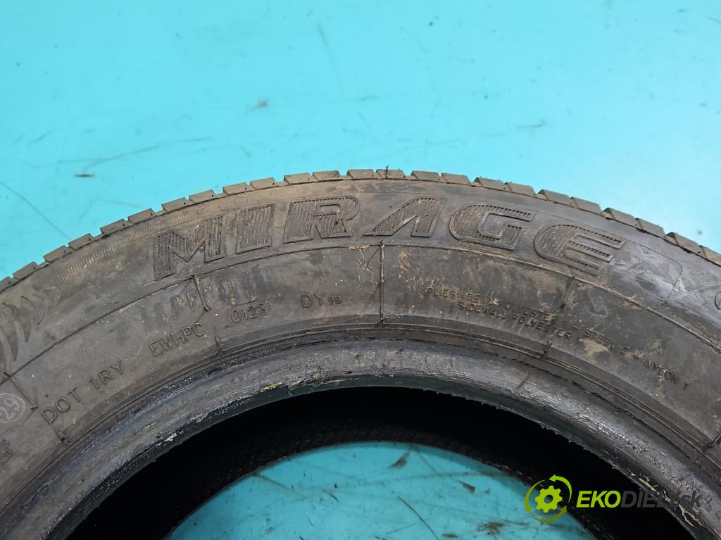 Vw Golf IV 1997-2003 1.6 SR 101 hp manual 74 kW 1595 cm3 3- pneumatiky: letní para