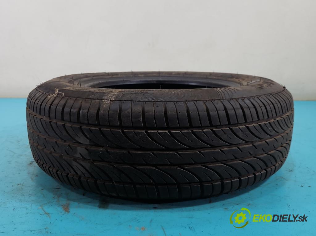Vw Golf IV 1997-2003 1.6 SR 101 hp manual 74 kW 1595 cm3 3- pneumatiky: letní para