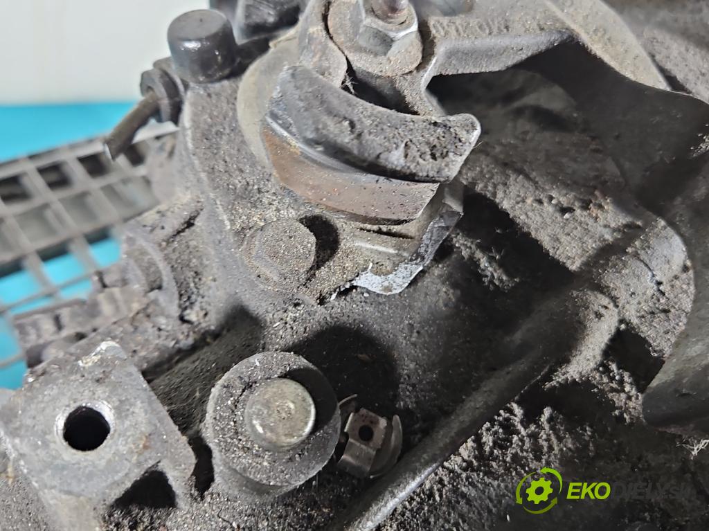 Vw Bora 1.9 tdi 116 hp manual 85 kW 1896 cm3 4- převodovka stupňová manual DRW
