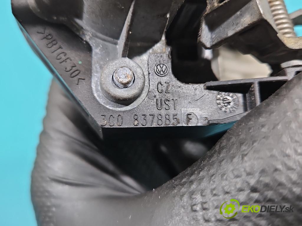 Vw Passat B6 2005-2010 2.0 FSI 150 HP manual 110 kW 1984 cm3 5- rukoväť predné ľavé mimo: 3C0837885F (Kľučka dverí vonkajšia predná ľavá)