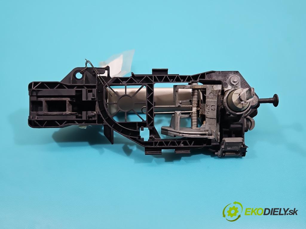 Vw Passat B6 2005-2010 2.0 FSI 150 HP manual 110 kW 1984 cm3 5- rukoväť predné ľavé mimo: 3C0837885F (Kľučka dverí vonkajšia predná ľavá)