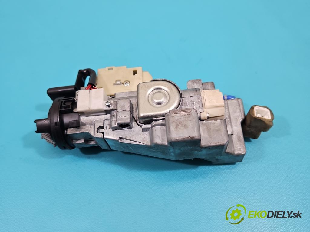 Nissan Qashqai I J10 2006-2013 1.5 dci 106 HP manual 78 kW 1461 cm3 5- Spínačka  (Spínacia skrinka)